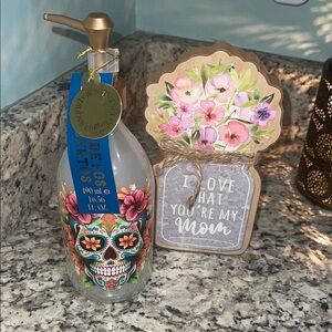 Mother’s Day Gift Set!